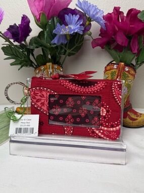 NWT Vera Bradley Mesa Red Zip ID Case Retired pattern  New